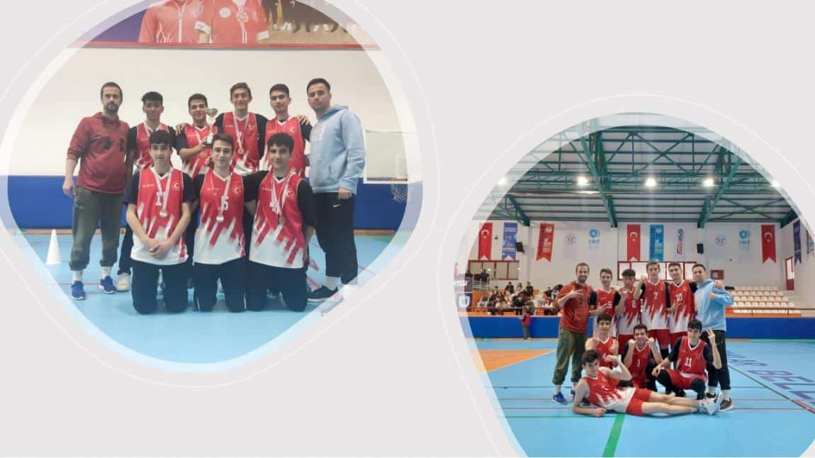 İlçemiz Liseler Arası Okul Sporları Voleybol Şampiyonasında Okul Takımımız İlçe Üçüncüsü Olmuştur