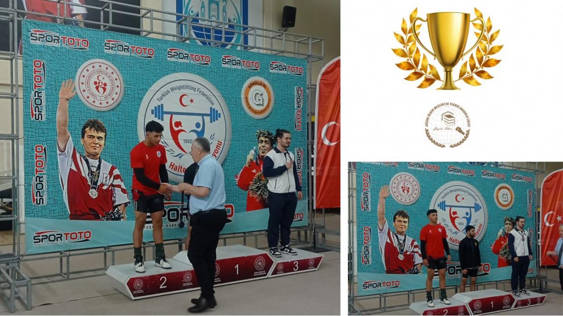 Gençler ve Kulüpler Türkiye Halter Şampiyonası’nda Öğrencimiz Türkiye İkincisi Oldu